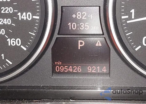 2015 BMW X1 xDrive35I из США, поврежденный, VIN WBAVM5C56FVV93550